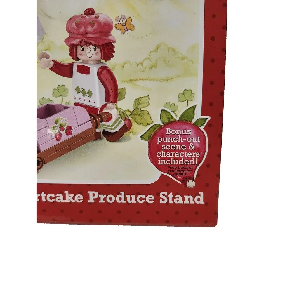 World Of Strawberry Shortcake Fruit Stand Snap‎ & Switch Construction Set NEW